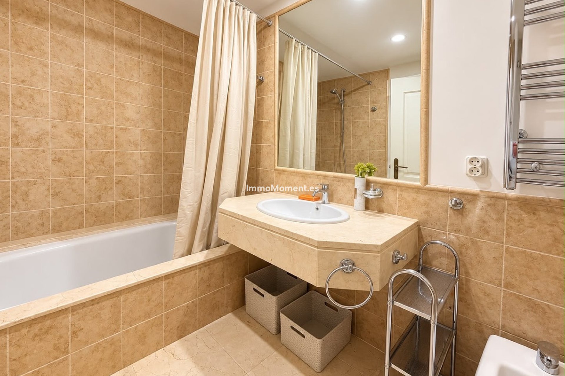 Wiederverkauf - Wohnung - Estepona  - Estepona Centro