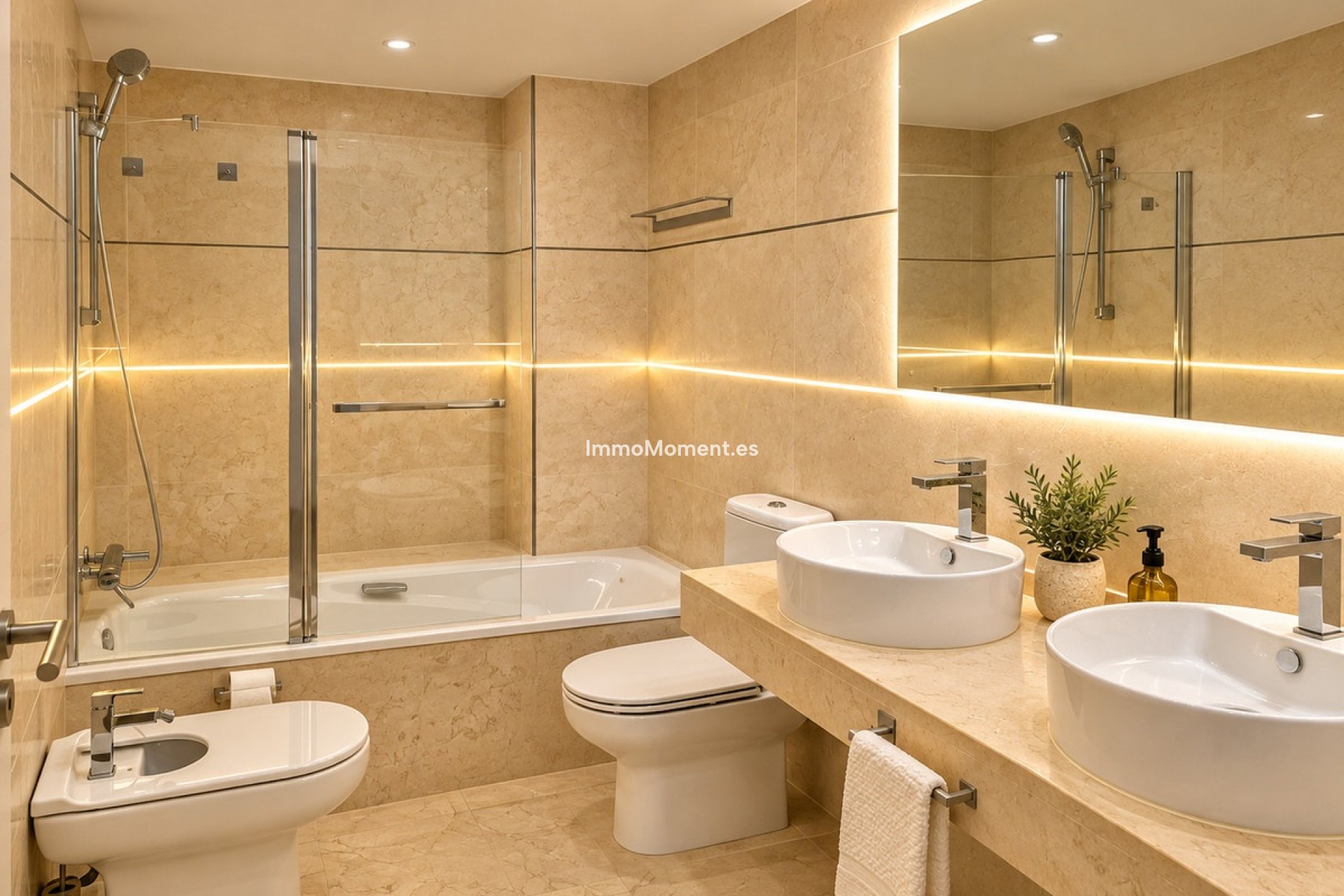 Wiederverkauf - Wohnung - Estepona  - Estepona Centro