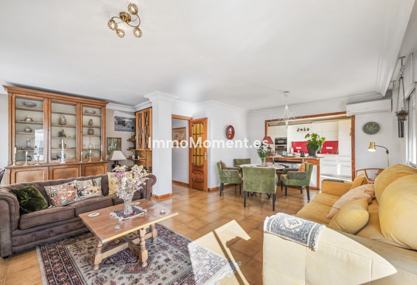 Wiederverkauf - Wohnung - Estepona  - Estepona Centro