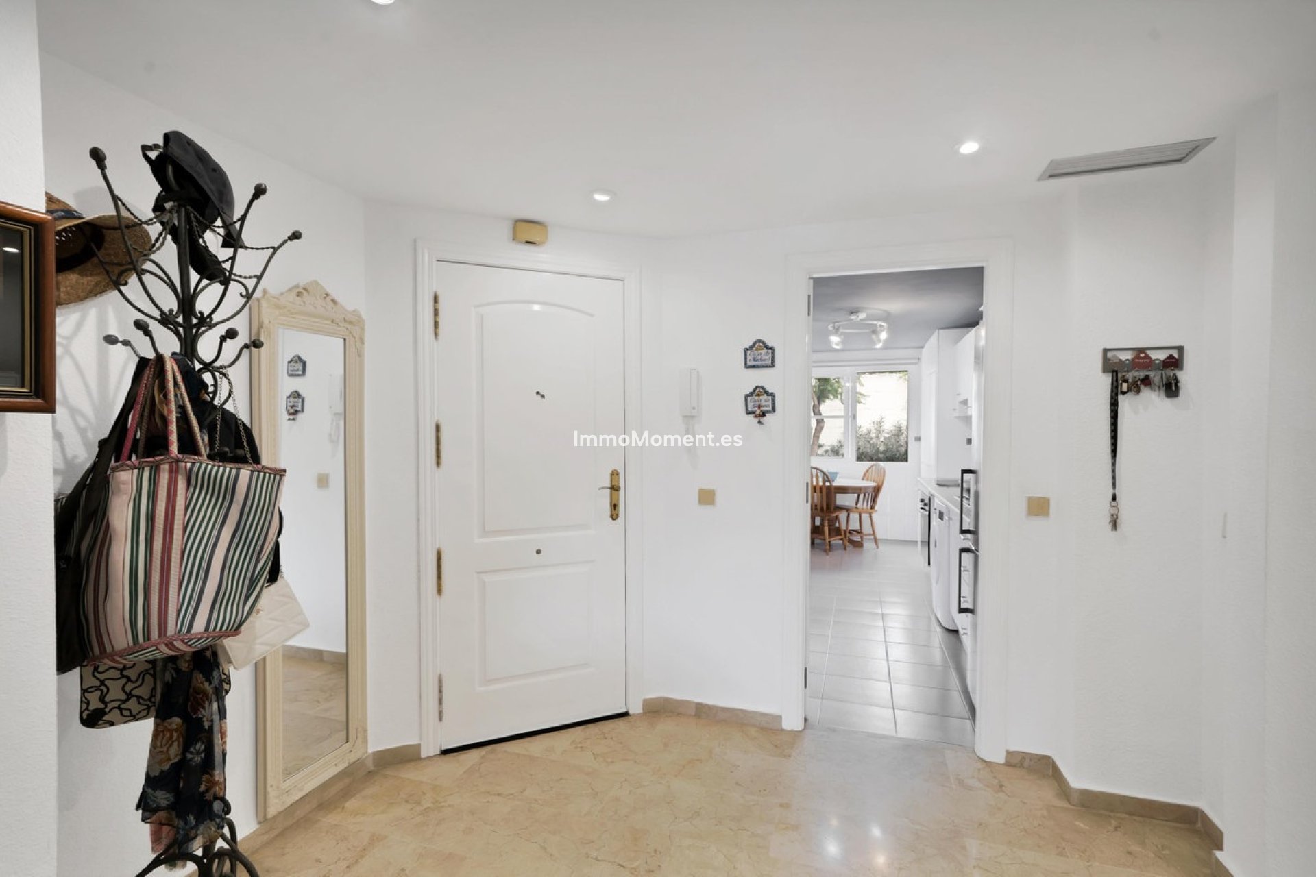 Wiederverkauf - Wohnung - Estepona  - Estepona Centro