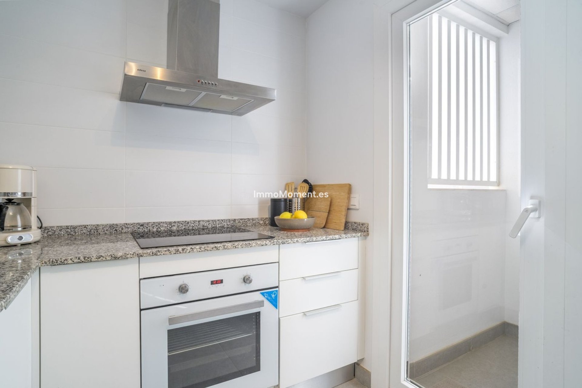 Wiederverkauf - Wohnung - Estepona  - Estepona Centro