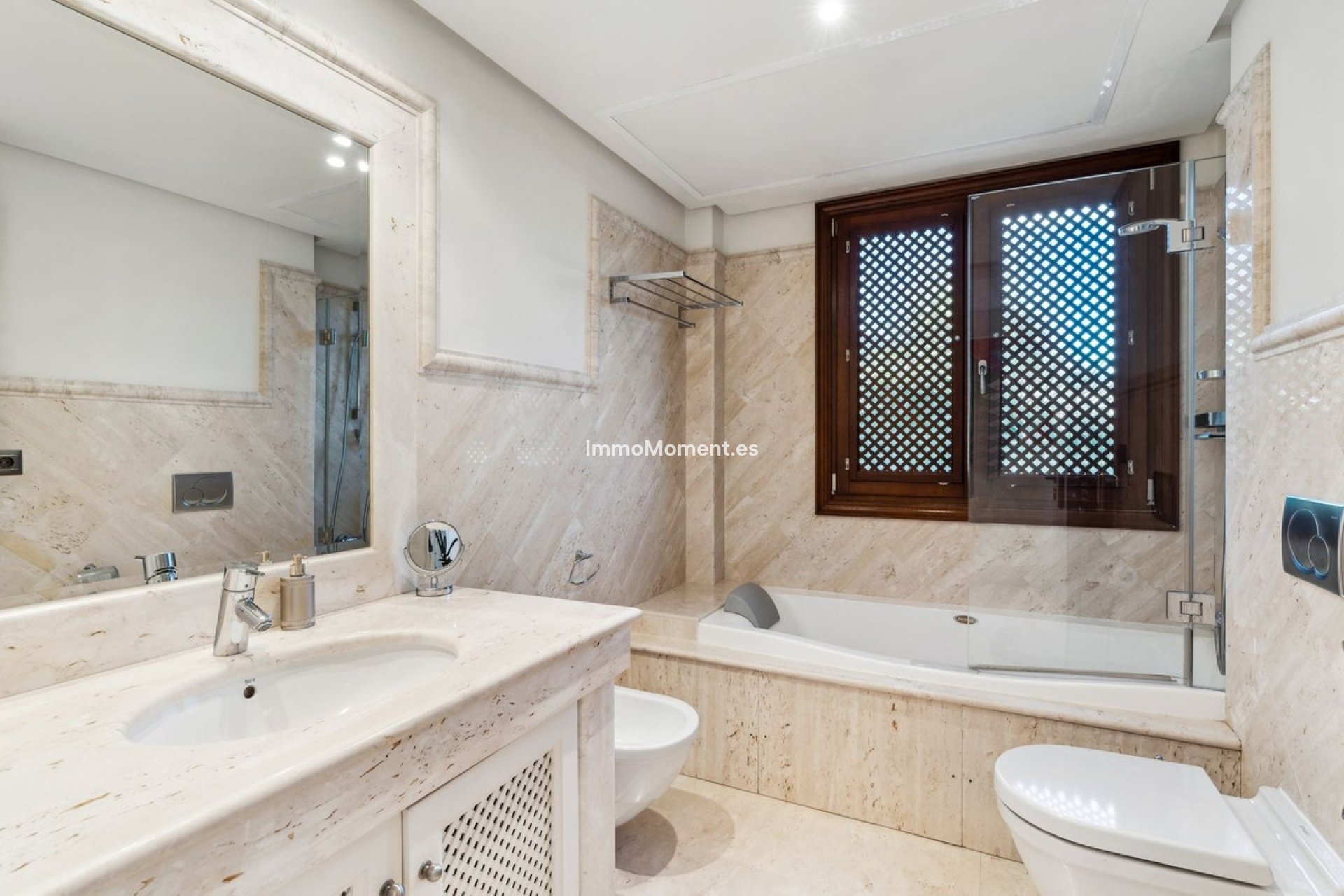 Wiederverkauf - Wohnung - Estepona  - Estepona Centro