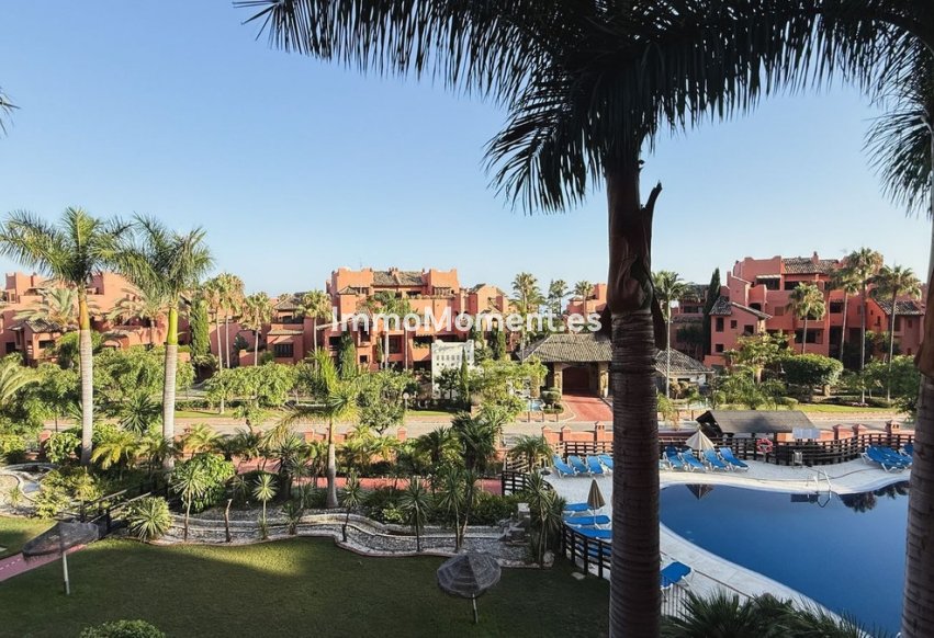 Wiederverkauf - Wohnung - Estepona  - Estepona Centro