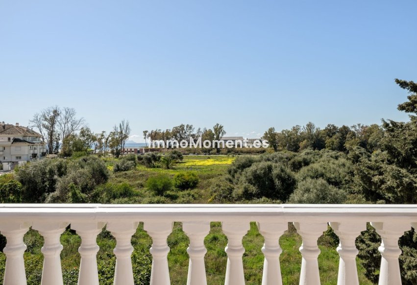 Wiederverkauf - Wohnung - Estepona  - Estepona Centro