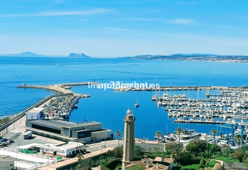 Wiederverkauf - Wohnung - Estepona  - Estepona Centro