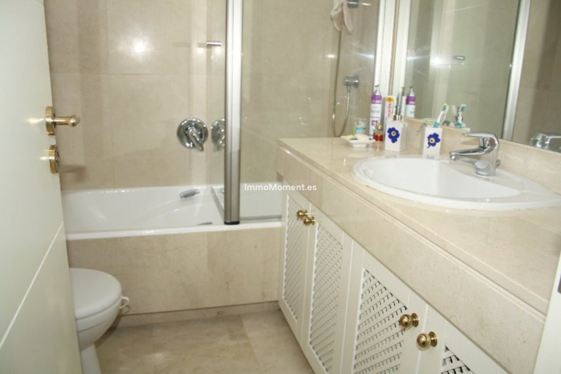 Wiederverkauf - Wohnung - Estepona  - Estepona Centro