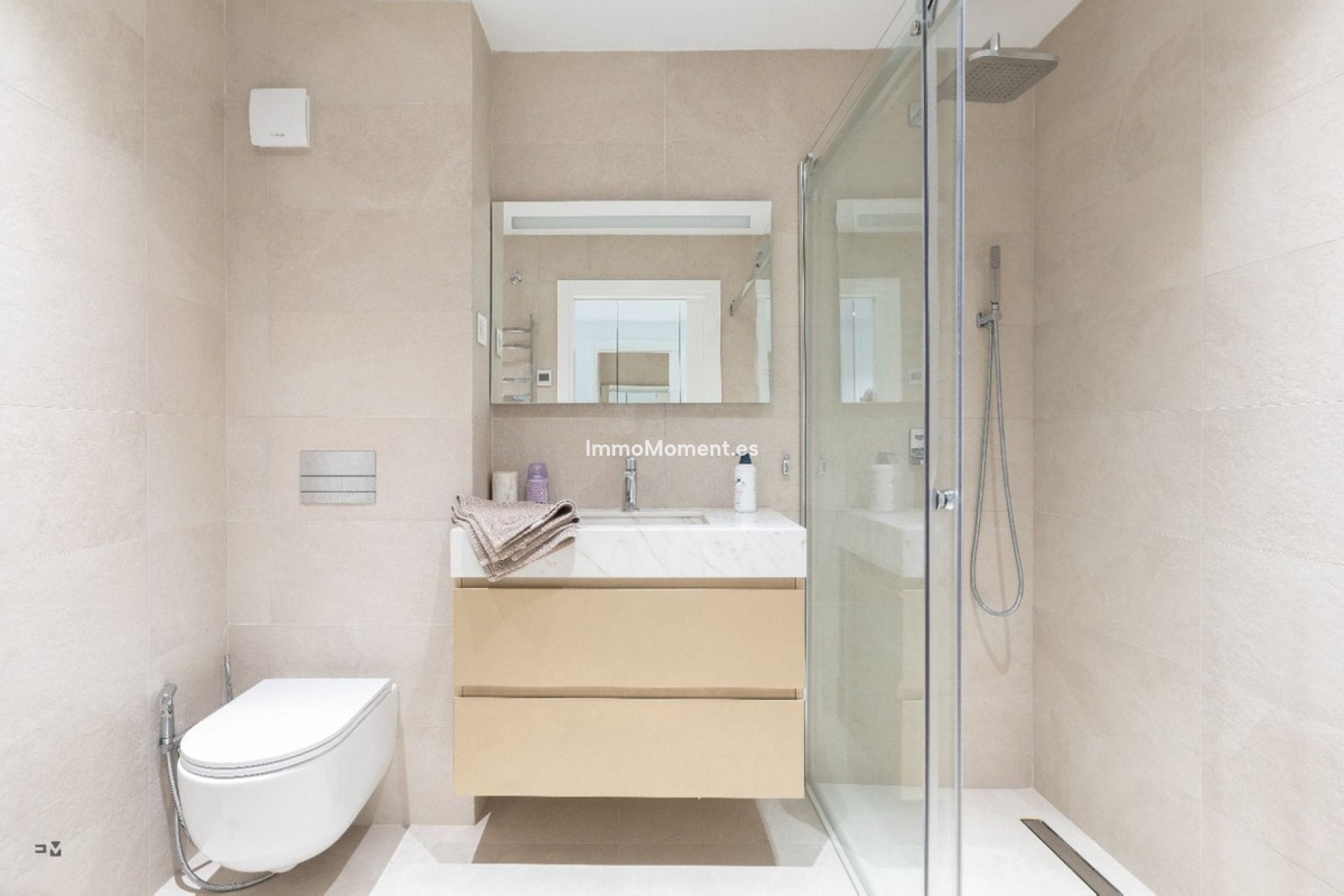 Wiederverkauf - Wohnung - Estepona  - Estepona Centro