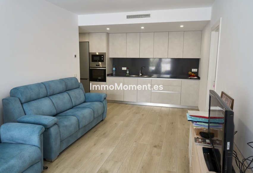 Wiederverkauf - Wohnung - Estepona  - Estepona Centro