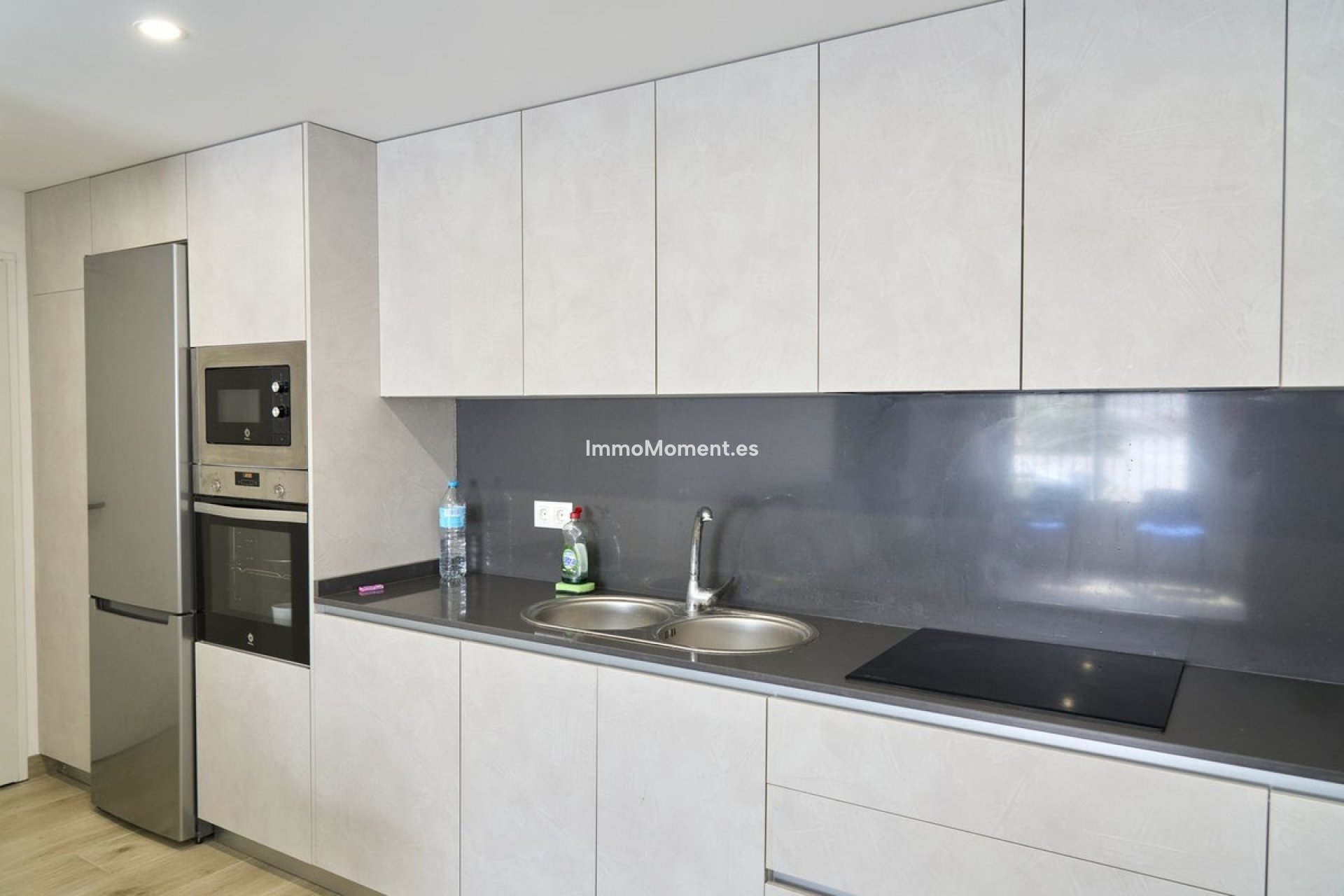 Wiederverkauf - Wohnung - Estepona  - Estepona Centro