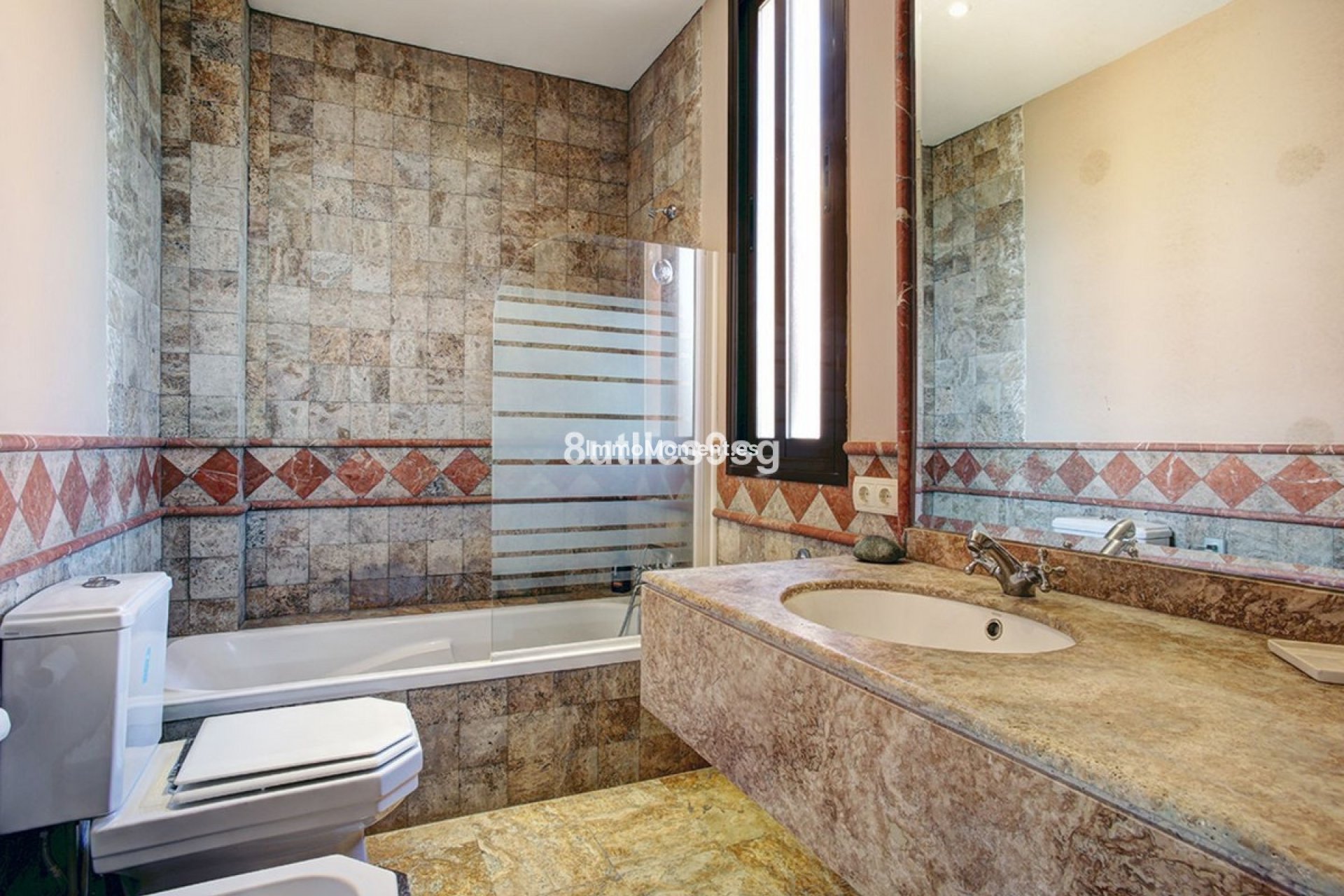 Wiederverkauf - Wohnung - Estepona  - Estepona Centro