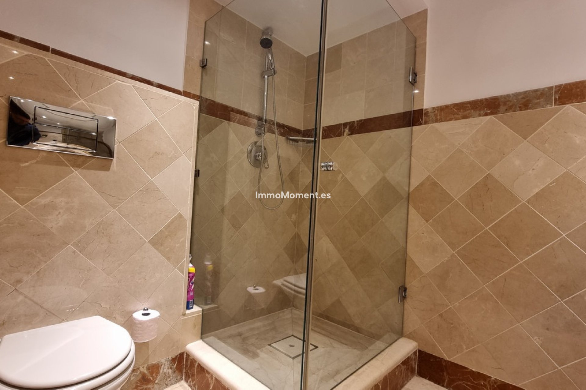 Wiederverkauf - Wohnung - Estepona  - Estepona Centro