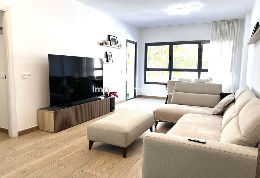 Wiederverkauf - Wohnung - Estepona  - Estepona Centro