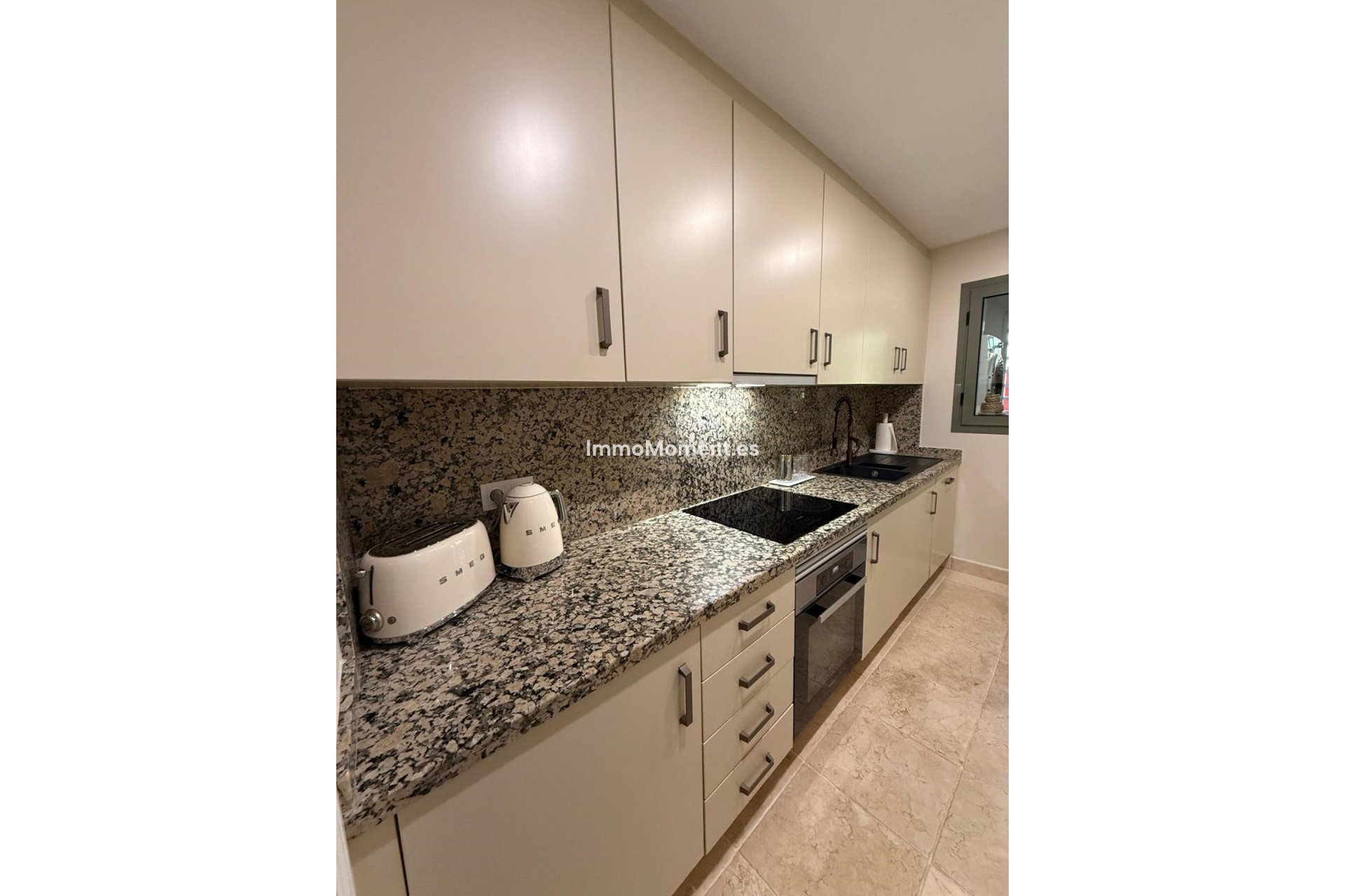 Wiederverkauf - Wohnung - Estepona  - Estepona Centro