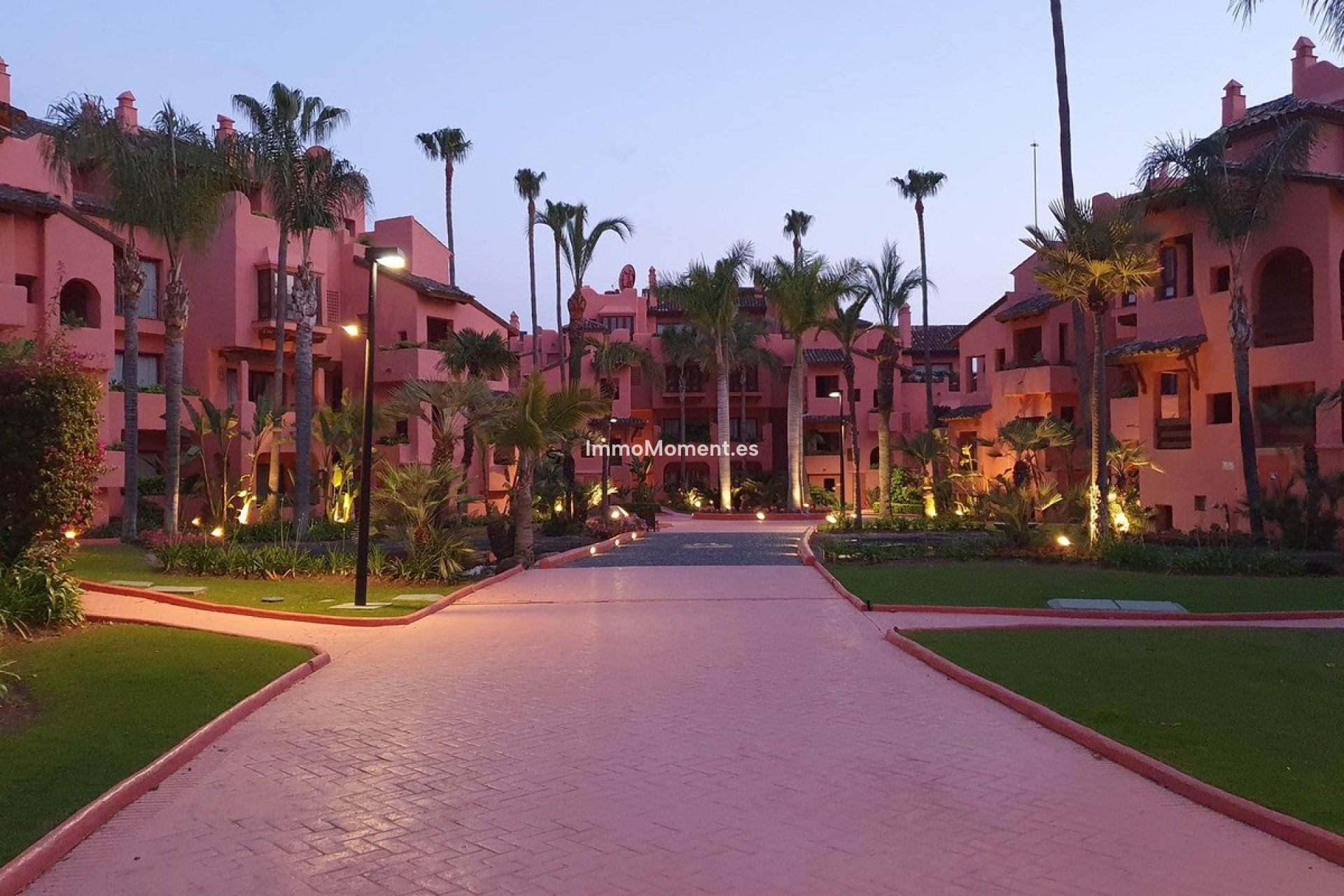 Wiederverkauf - Wohnung - Estepona  - Estepona Centro