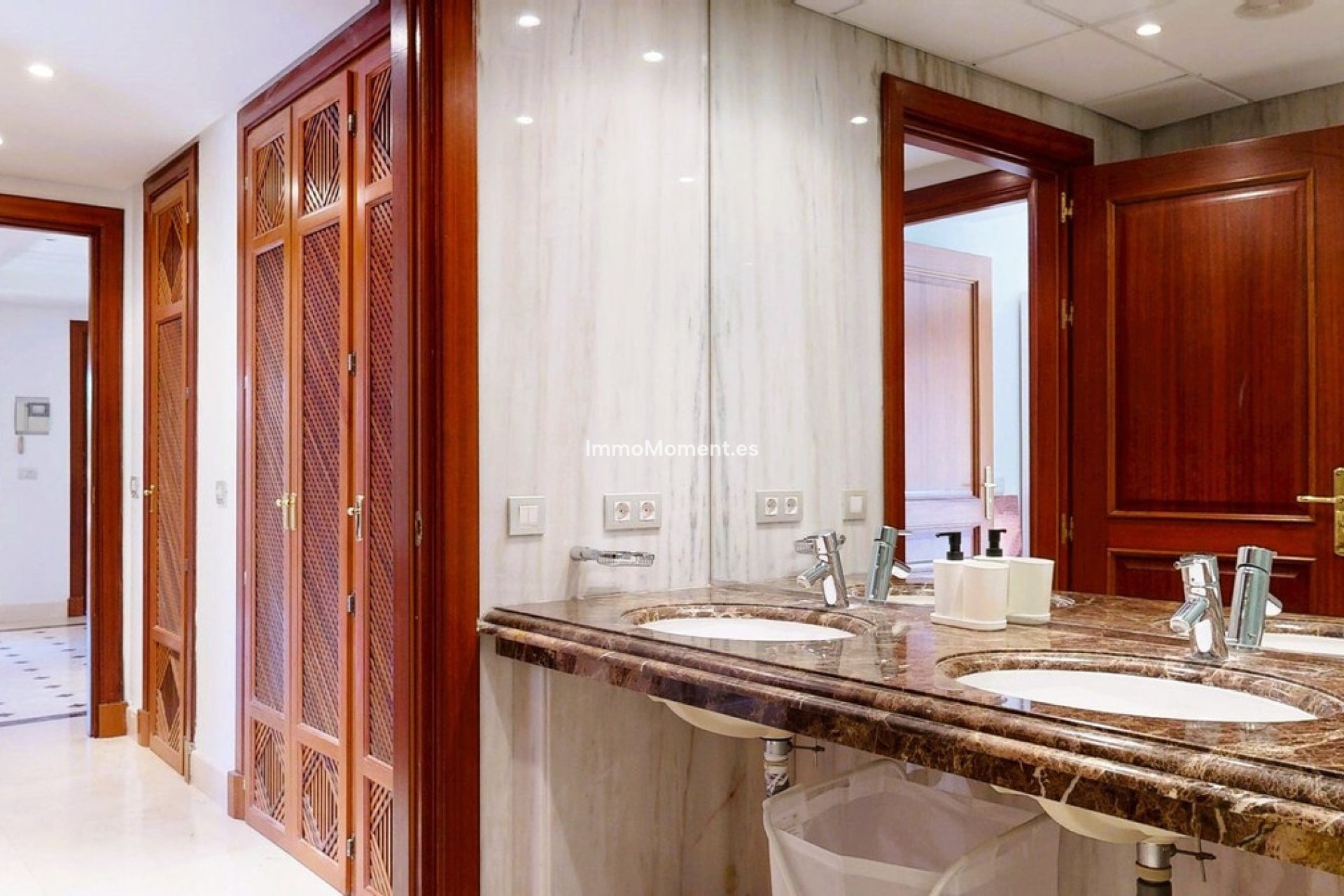 Wiederverkauf - Wohnung - Estepona  - Estepona Centro