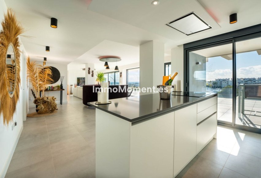 Wiederverkauf - Wohnung - Estepona  - Estepona Centro