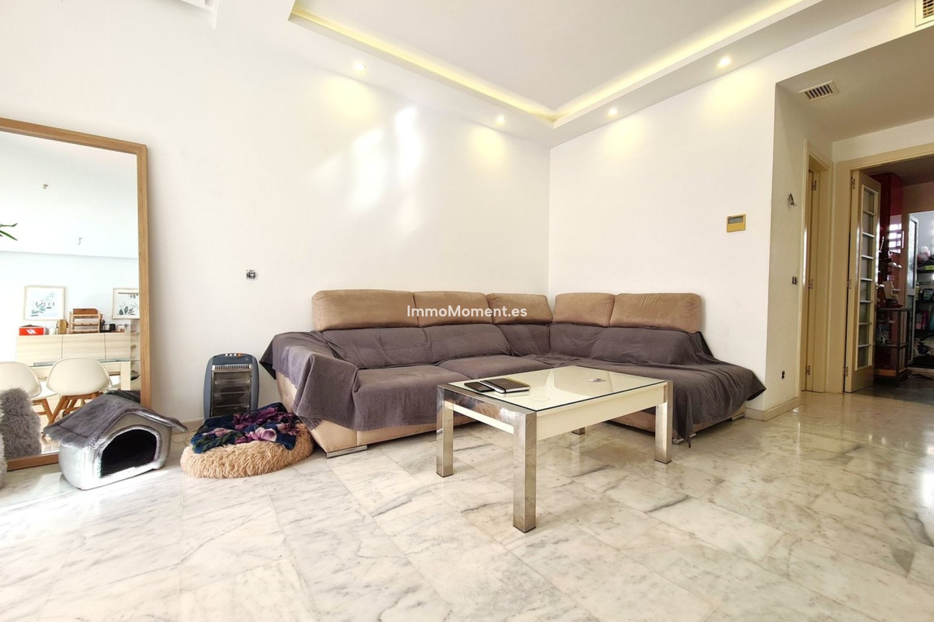 Wiederverkauf - Wohnung - Estepona  - Estepona Centro