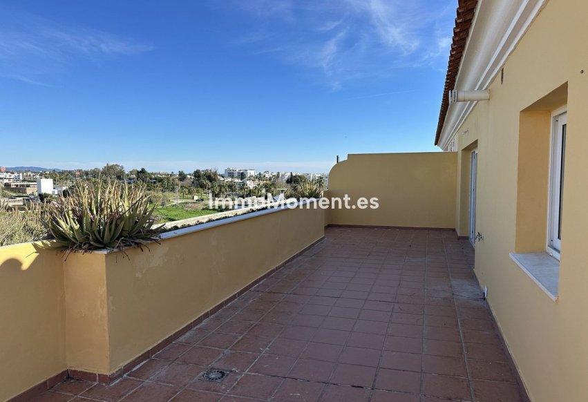 Wiederverkauf - Wohnung - Estepona  - Estepona Centro
