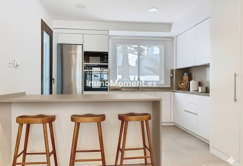 Wiederverkauf - Wohnung - Estepona  - Estepona Centro