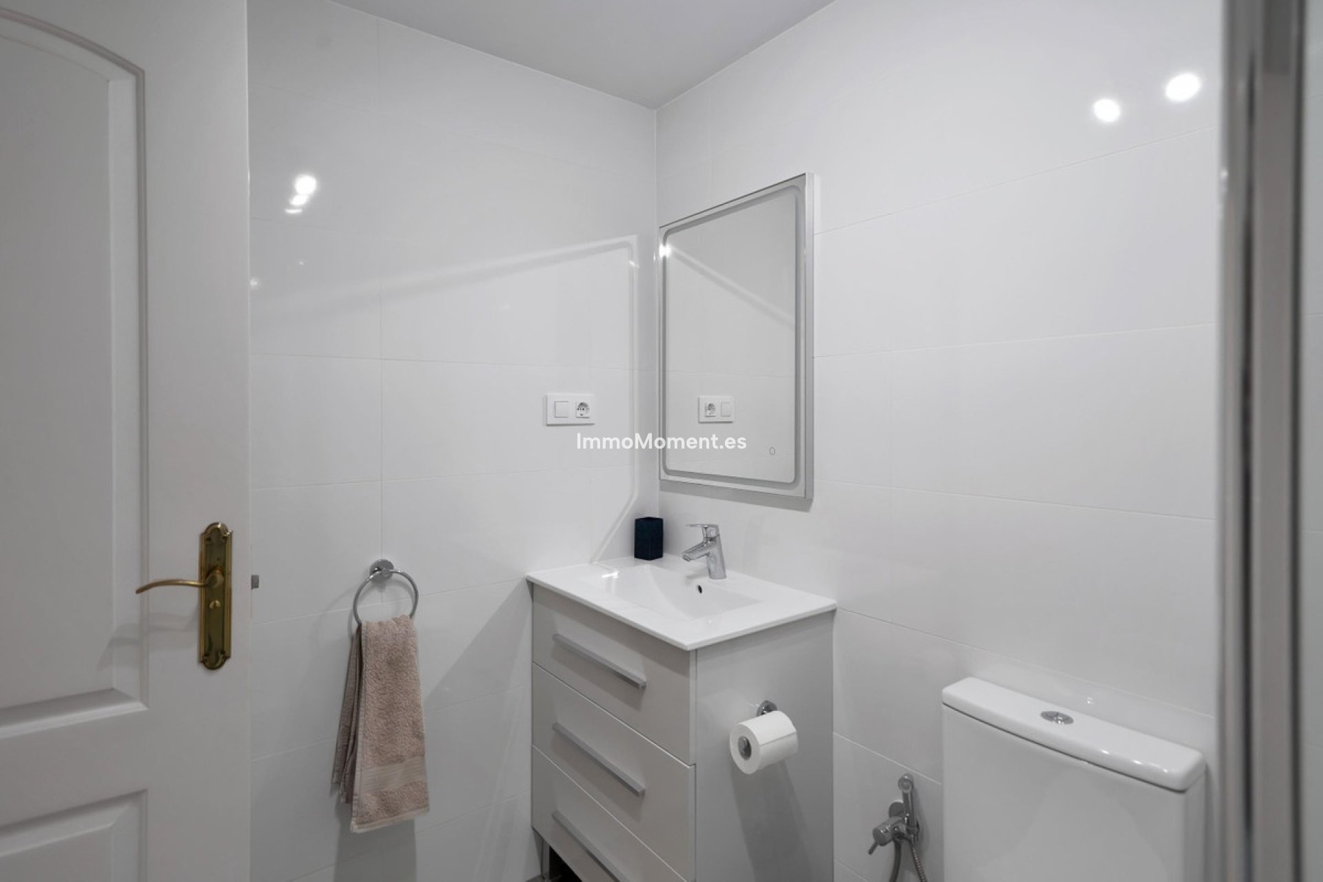 Wiederverkauf - Wohnung - Estepona  - Estepona Centro