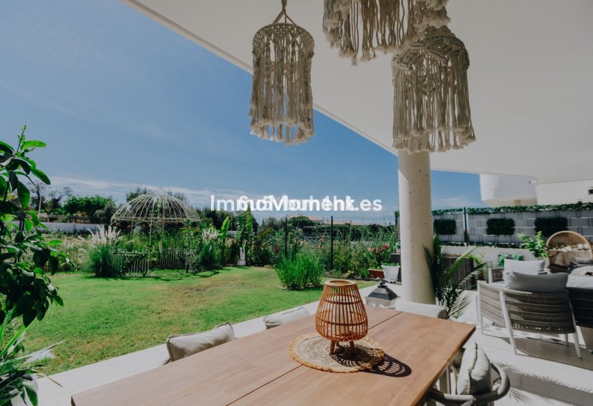 Wiederverkauf - Wohnung - Estepona  - Estepona Centro