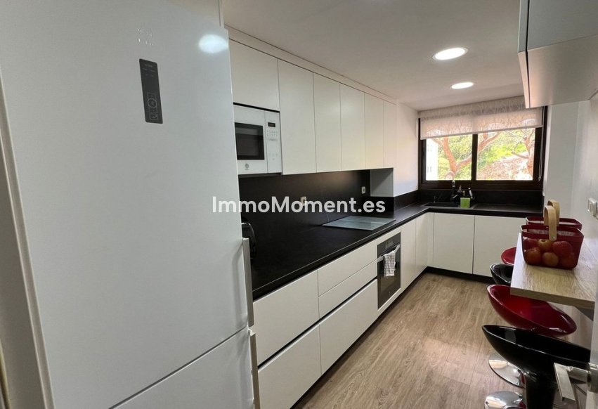 Wiederverkauf - Wohnung - Estepona  - Estepona Centro