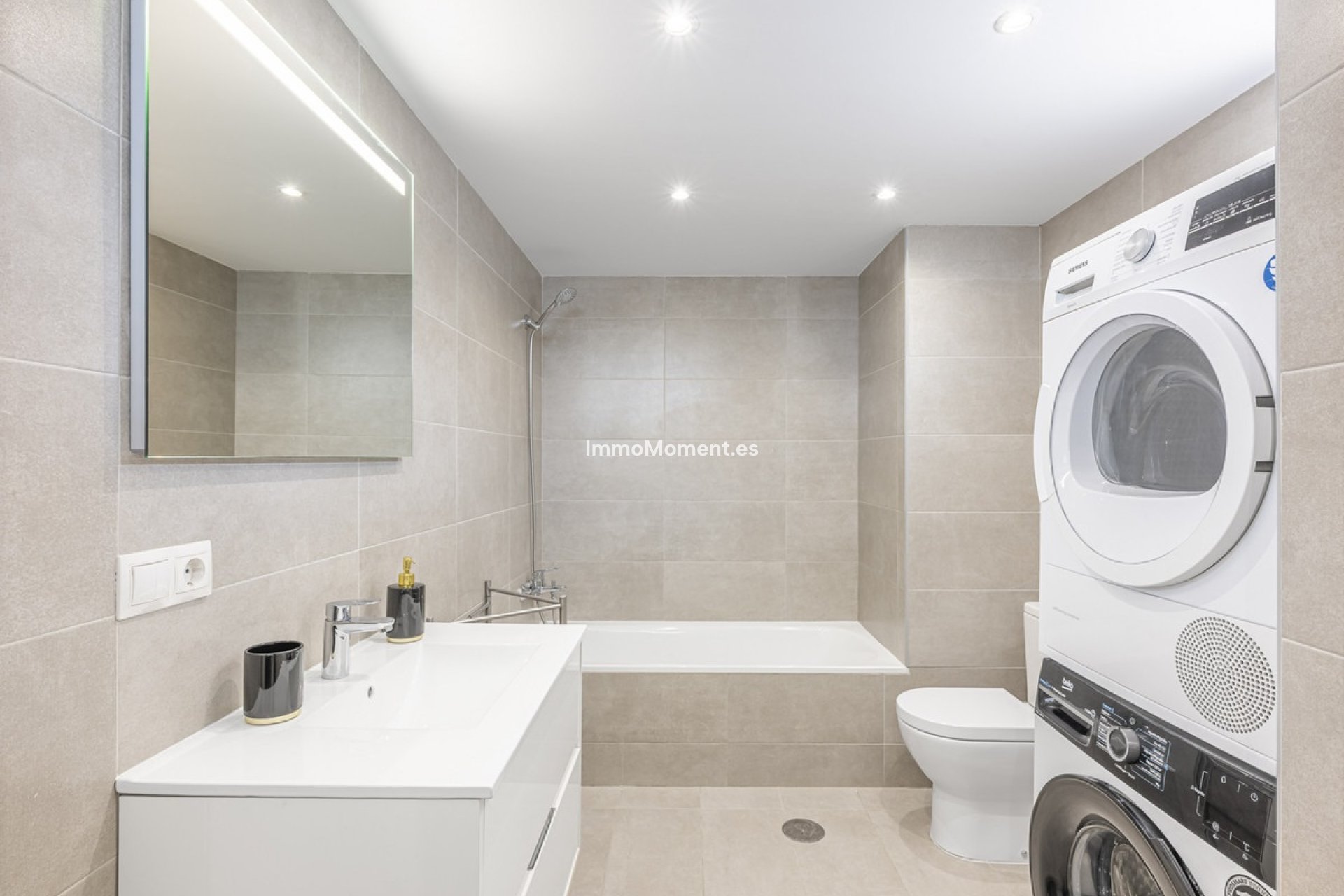 Wiederverkauf - Wohnung - Estepona  - Estepona Centro