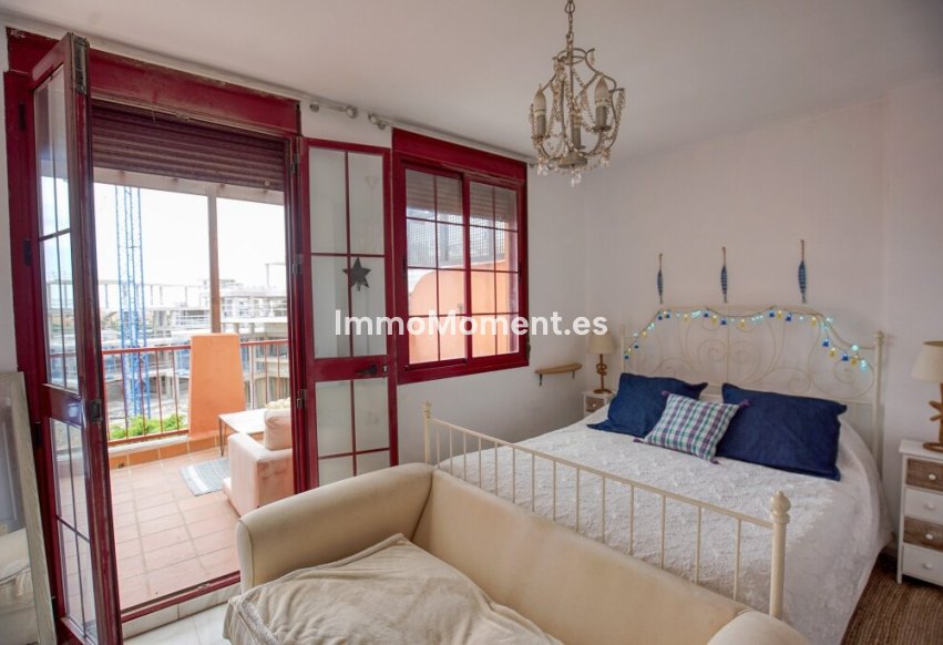 Wiederverkauf - Wohnung - Estepona  - Estepona Centro