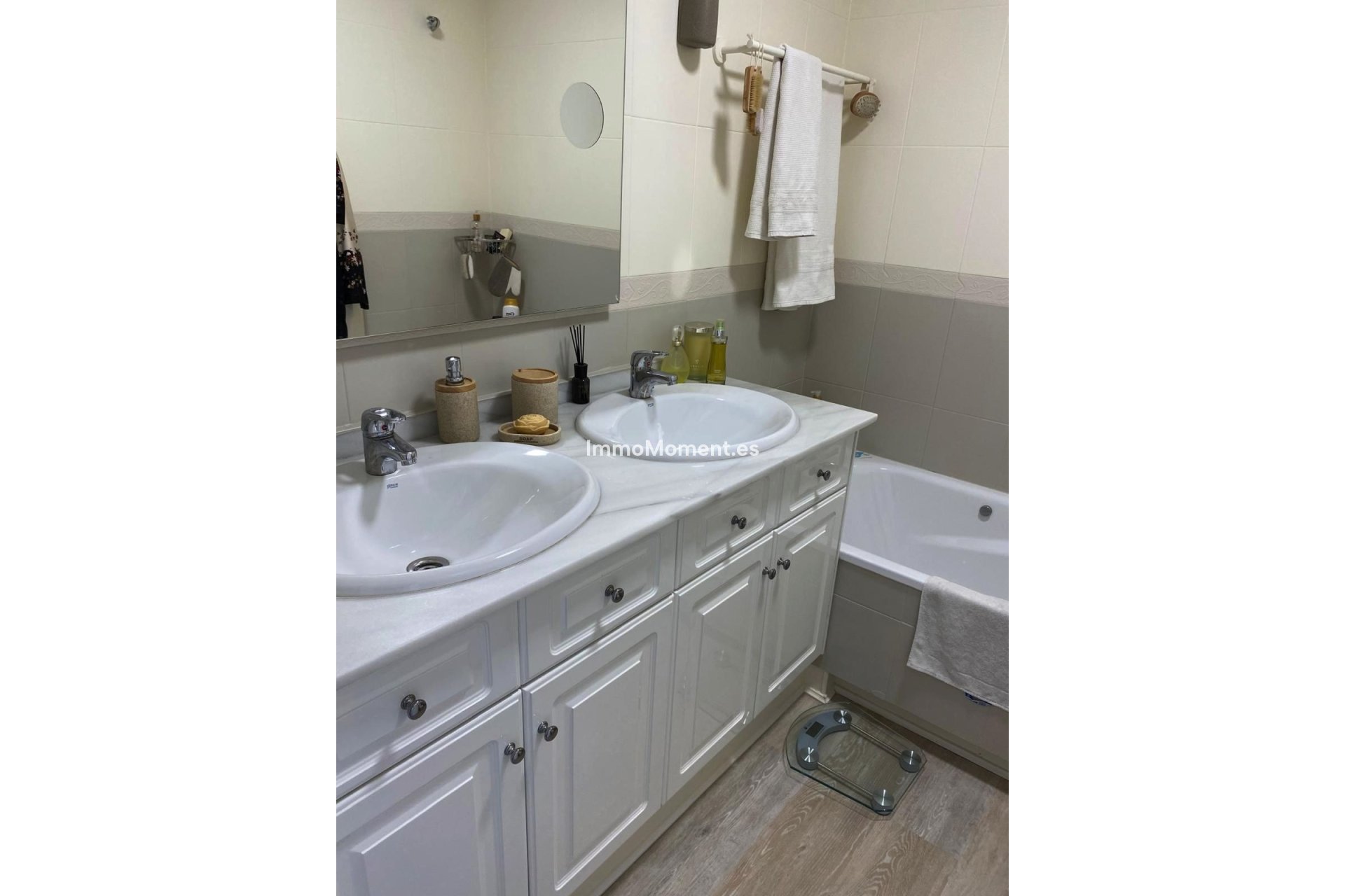 Wiederverkauf - Wohnung - Estepona  - Estepona Centro
