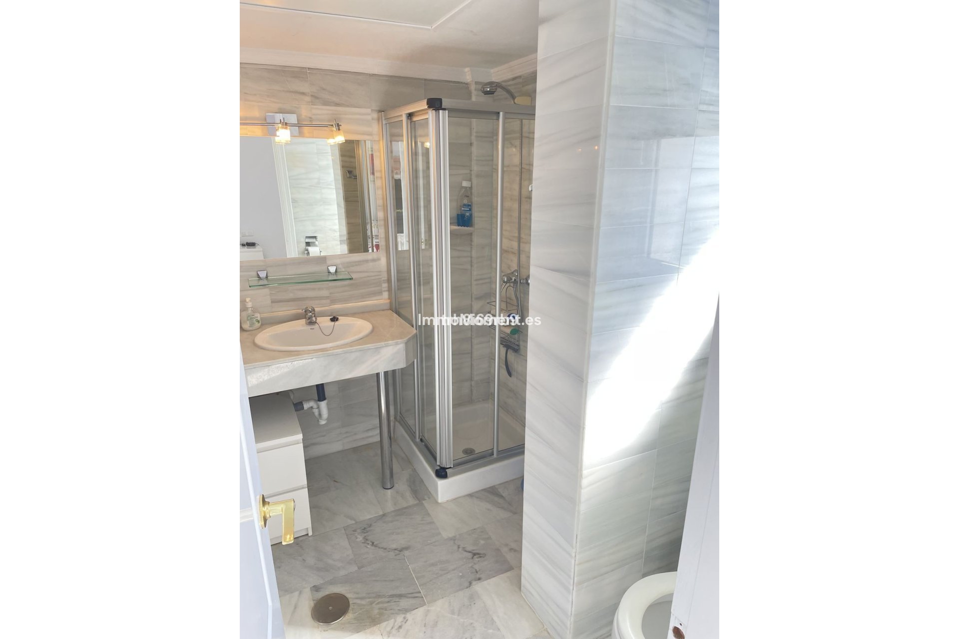 Wiederverkauf - Wohnung - Estepona  - Estepona Centro