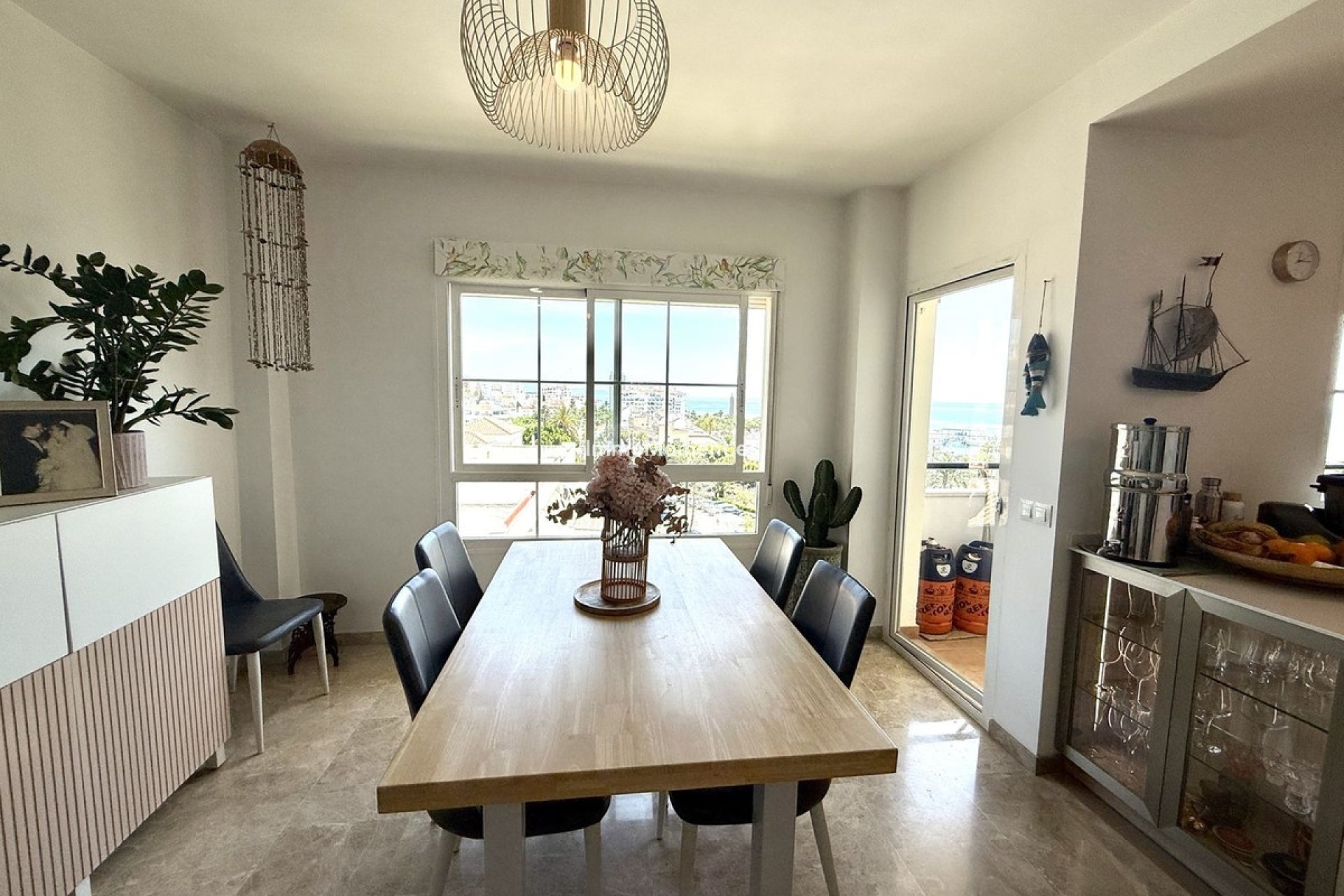Wiederverkauf - Wohnung - Estepona  - Estepona Centro