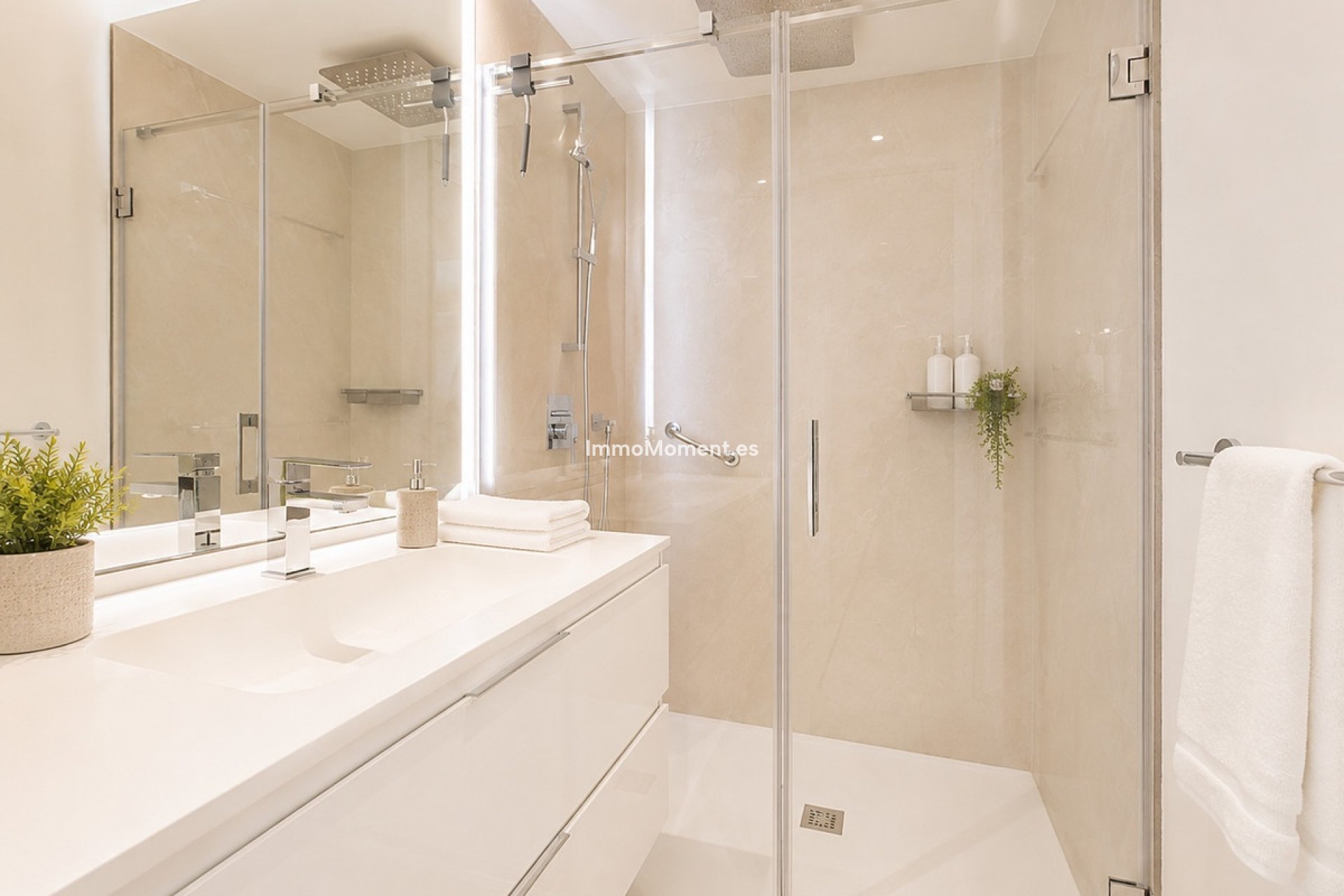 Wiederverkauf - Wohnung - Estepona  - Estepona Centro