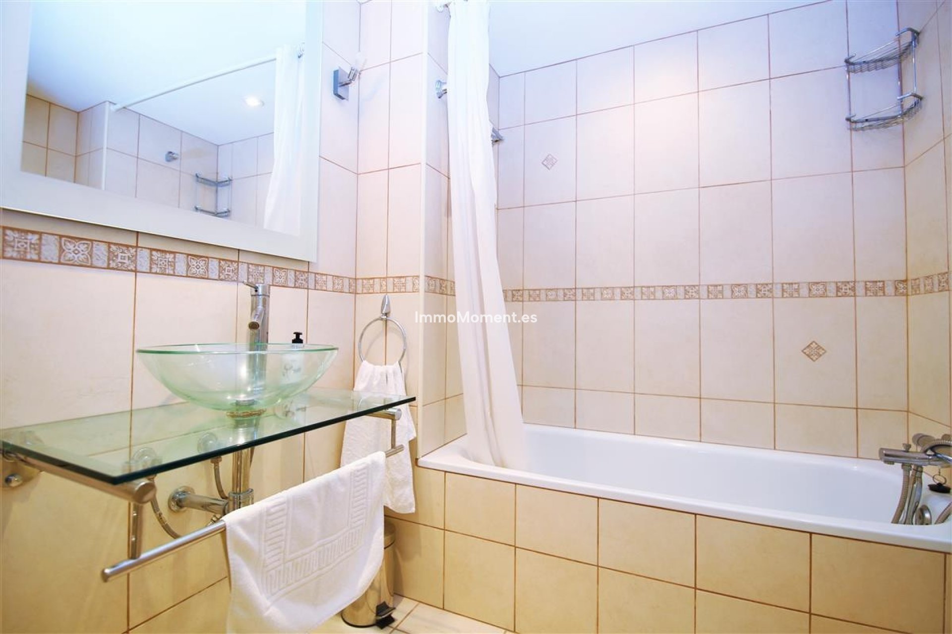 Wiederverkauf - Wohnung - Estepona  - Estepona Centro