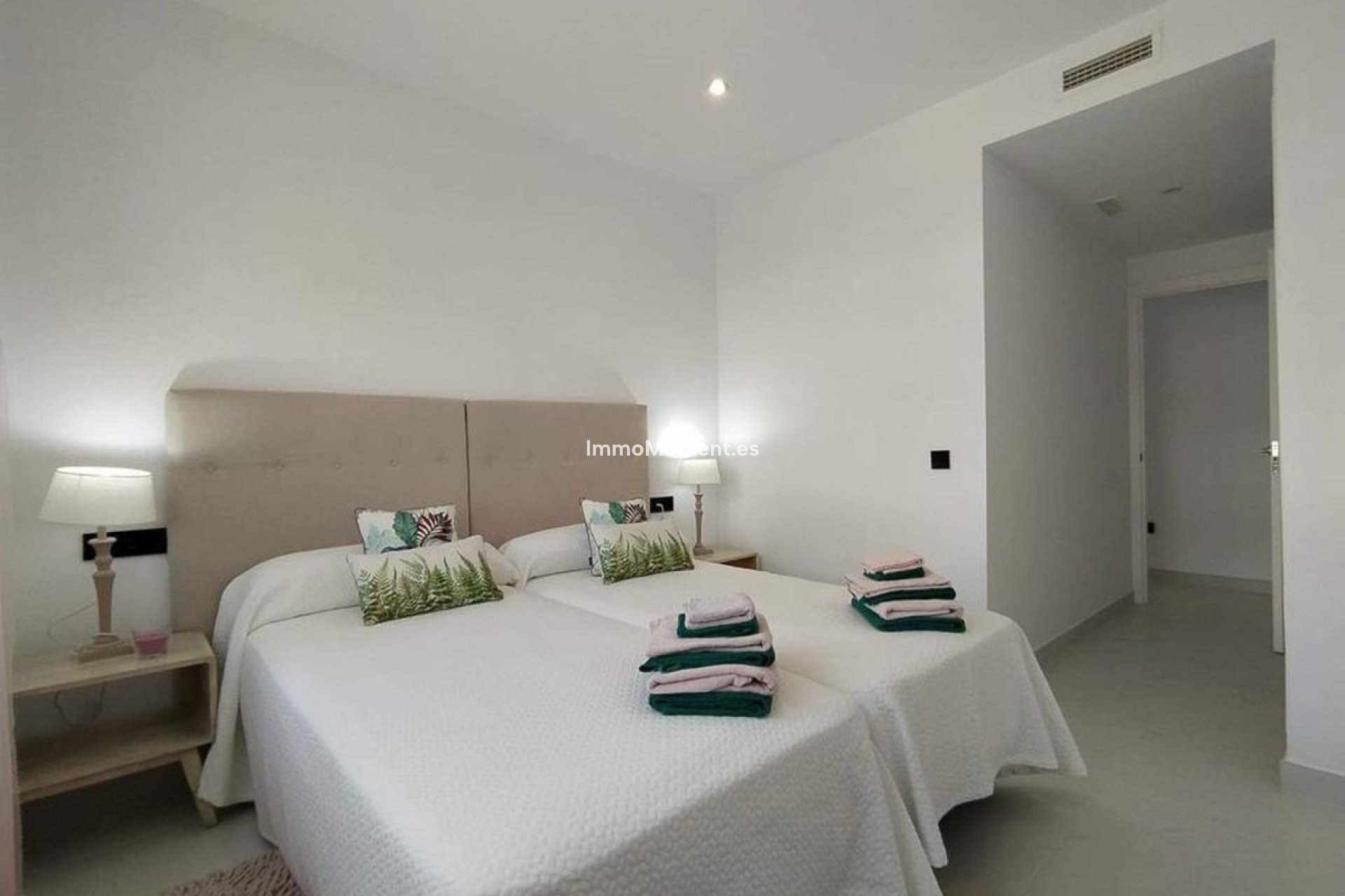 Wiederverkauf - Wohnung - Estepona  - Estepona Centro