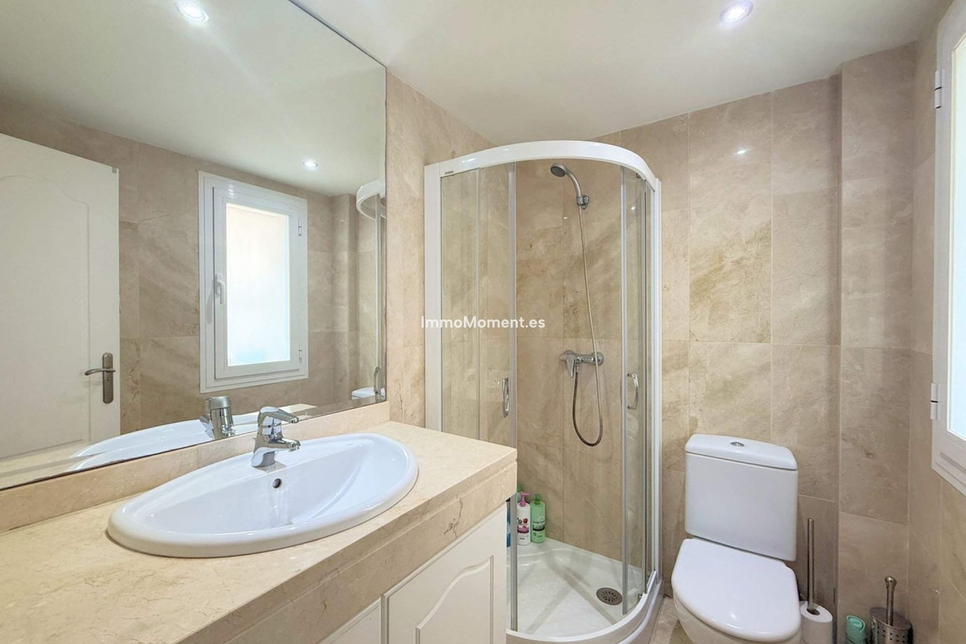 Wiederverkauf - Wohnung - Estepona  - Estepona Centro