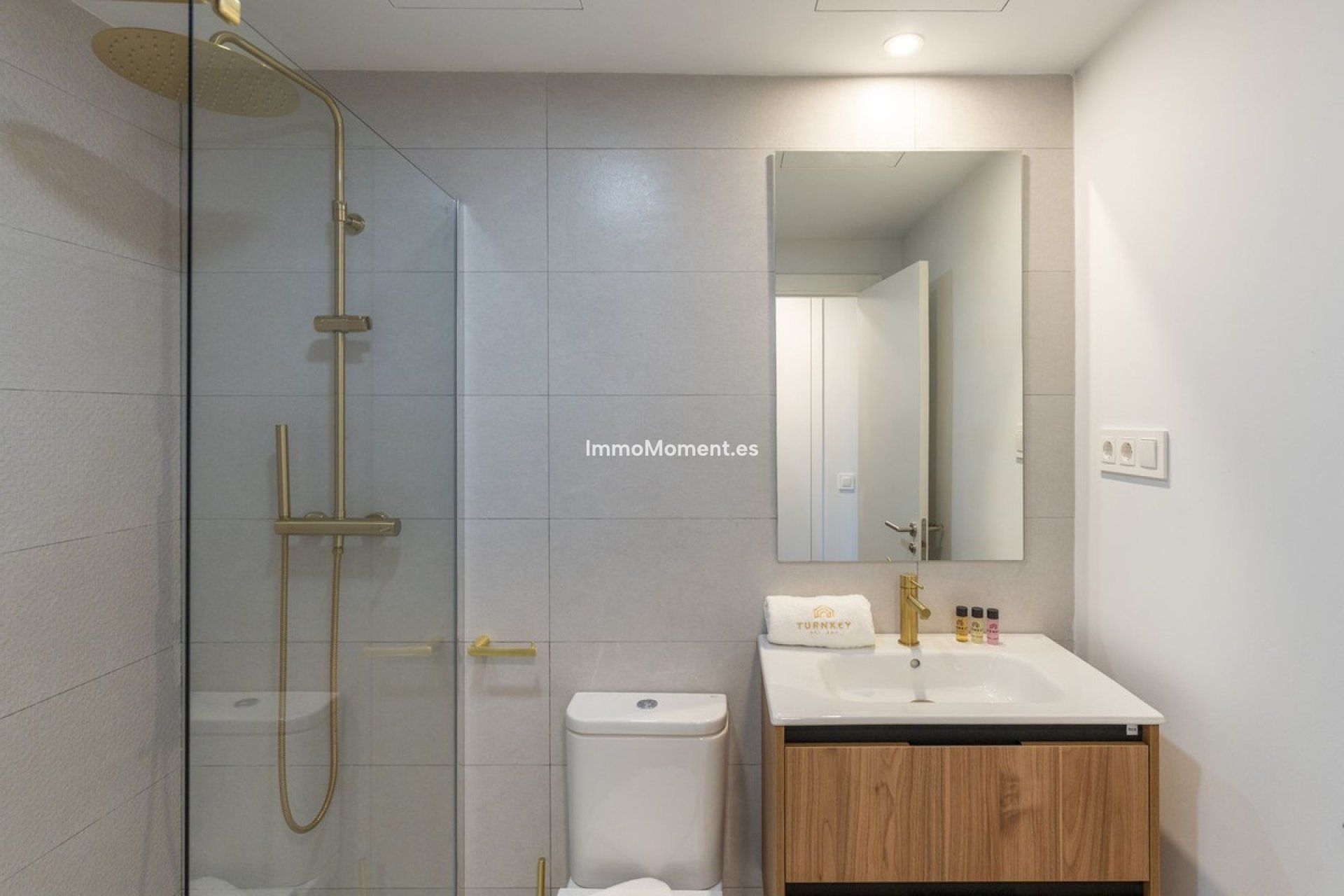 Wiederverkauf - Wohnung - Estepona  - Estepona Centro