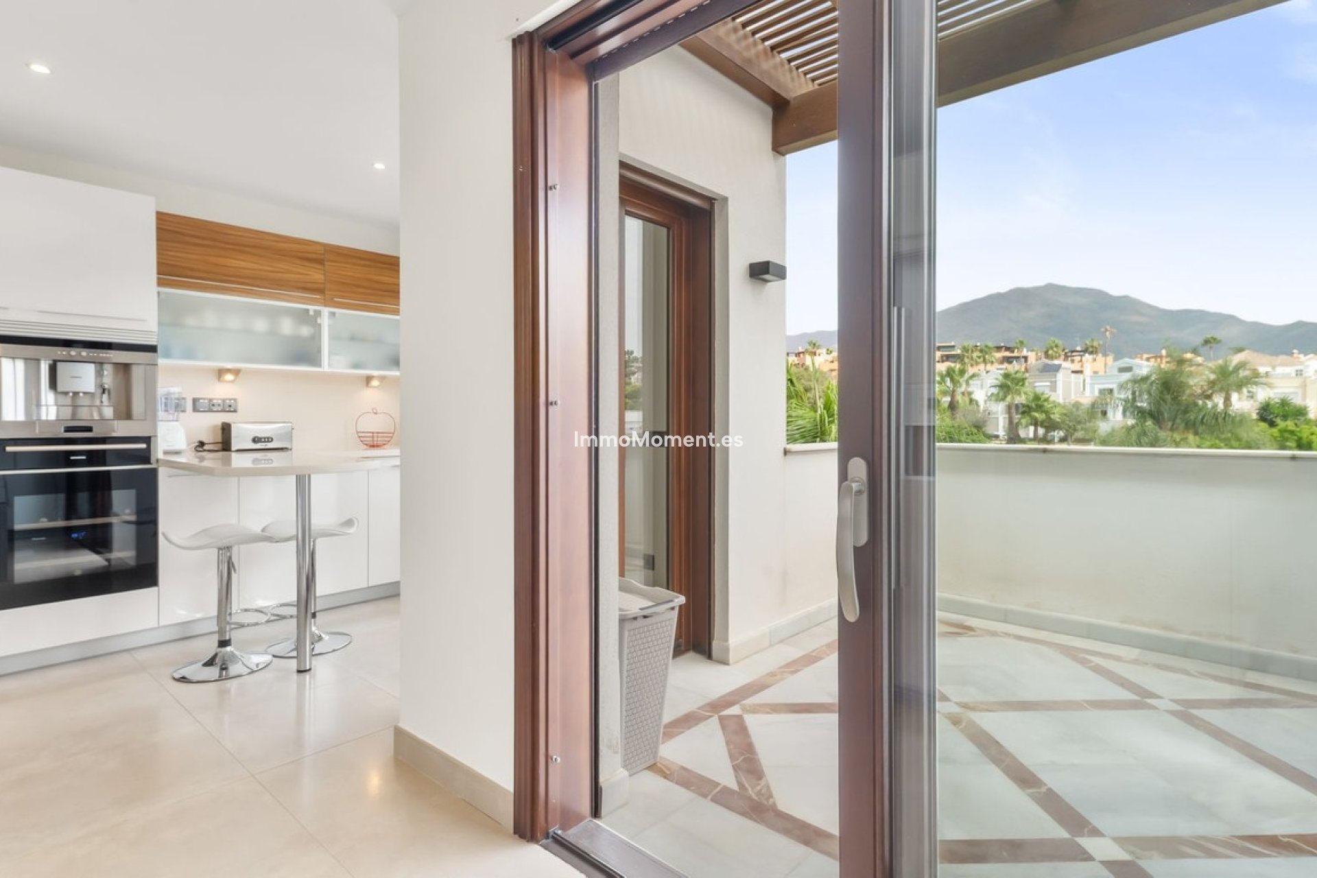 Wiederverkauf - Wohnung - Estepona  - Estepona Centro