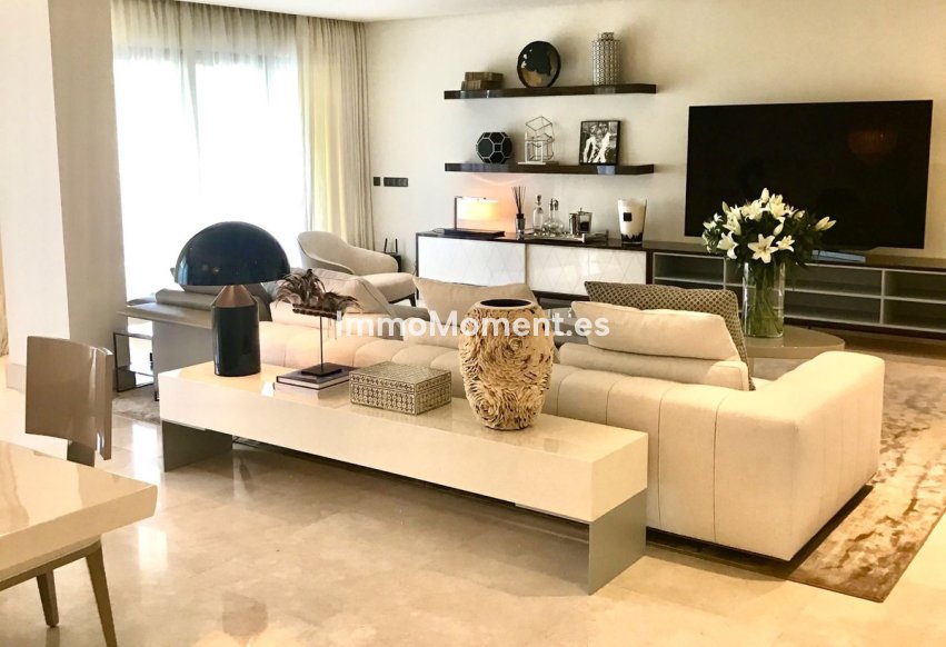 Wiederverkauf - Wohnung - Estepona  - Estepona Centro