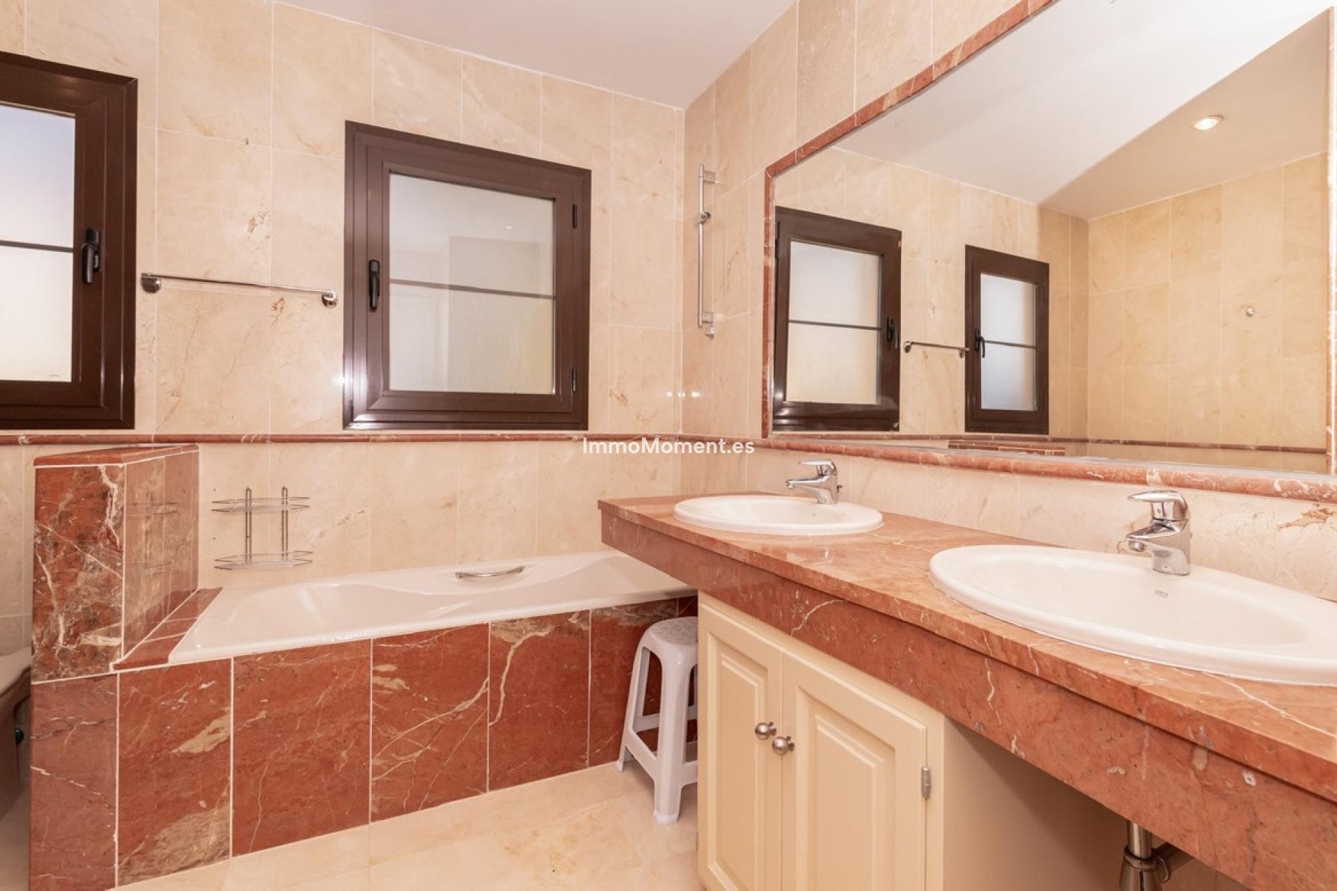 Wiederverkauf - Wohnung - Estepona  - Hacienda del Sol
