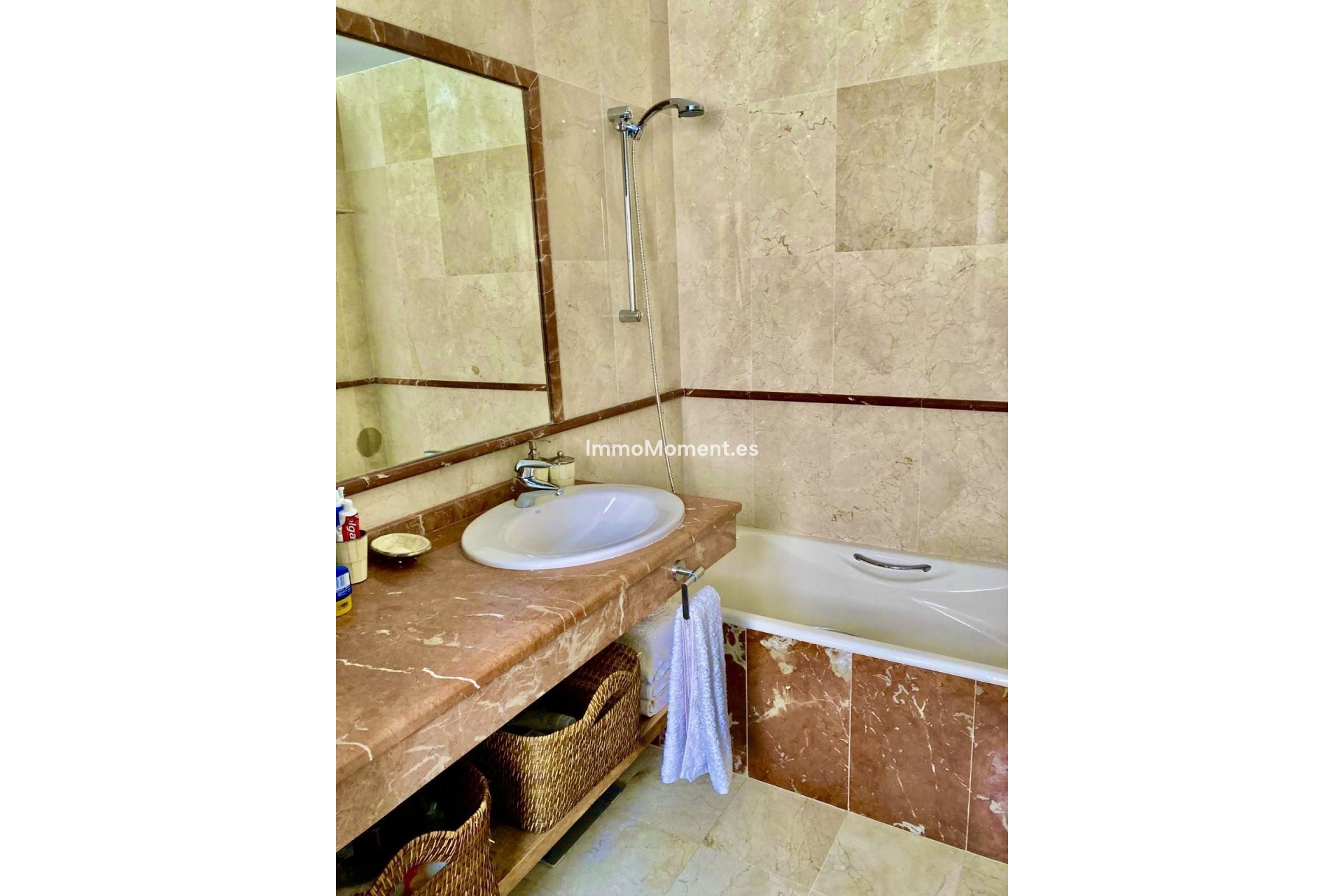 Wiederverkauf - Wohnung - Estepona  - Hacienda del Sol