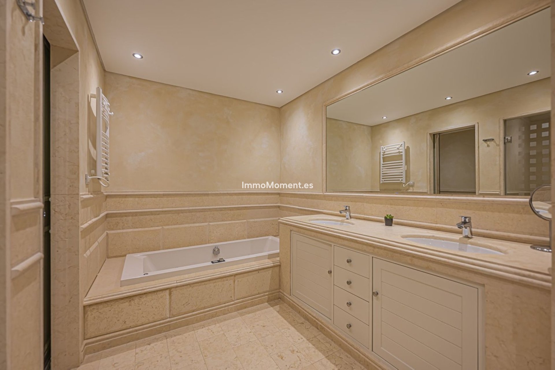 Wiederverkauf - Wohnung - Estepona  - New Golden Mile