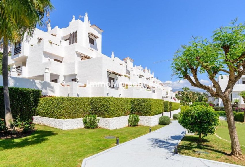 Wiederverkauf - Wohnung - Estepona  - Selwo