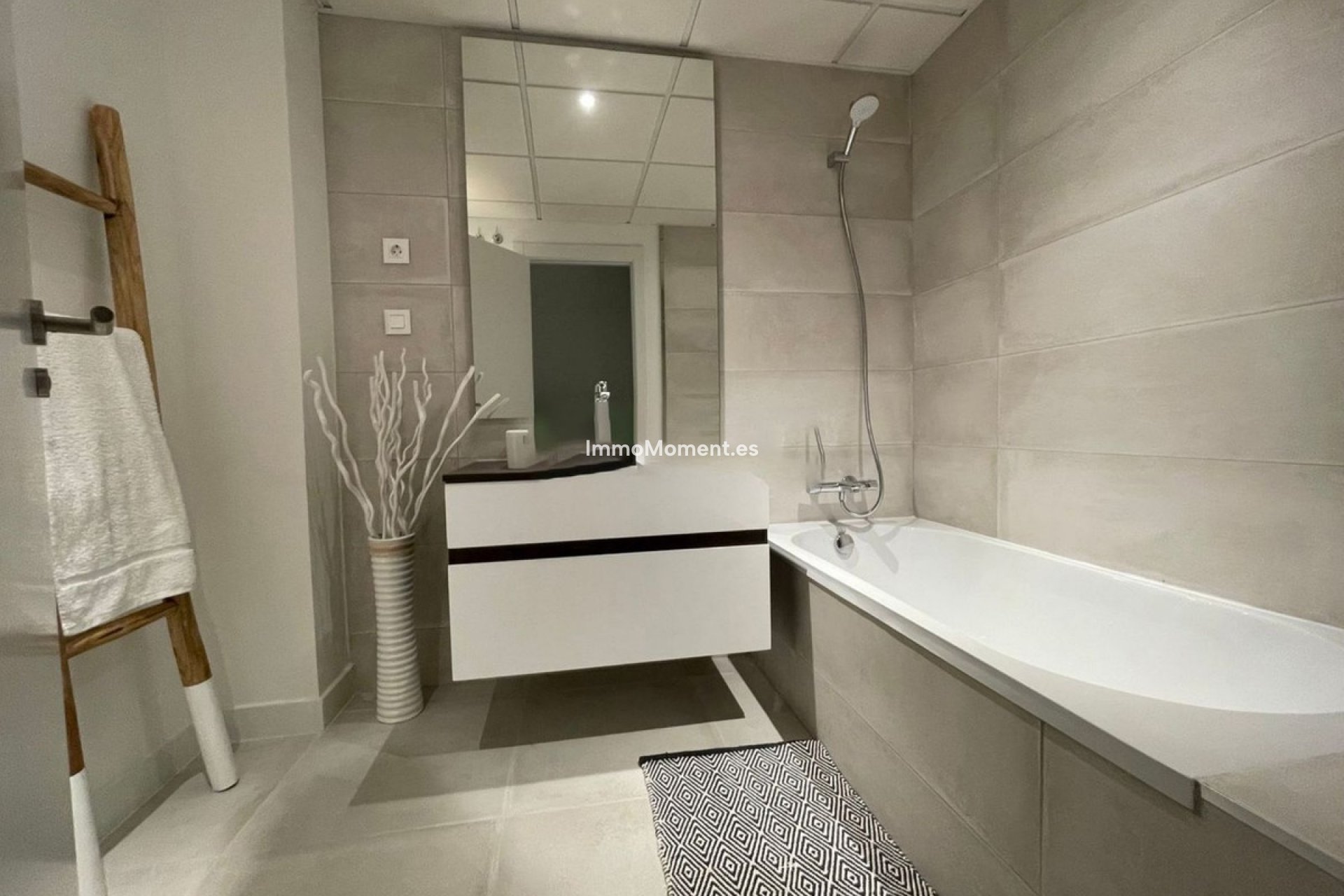 Wiederverkauf - Wohnung - Estepona  - Selwo