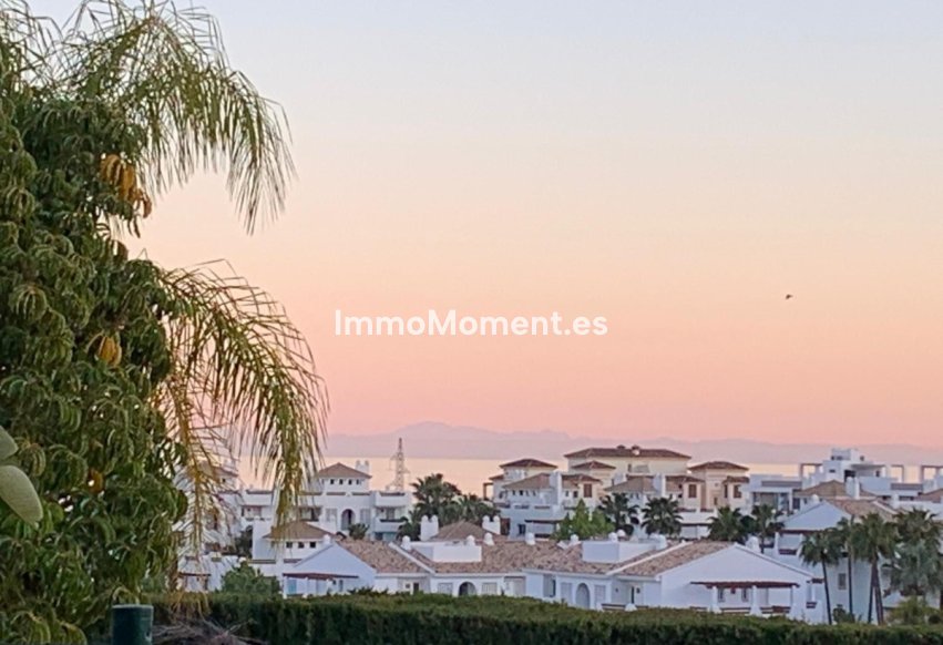 Wiederverkauf - Wohnung - Estepona  - Selwo