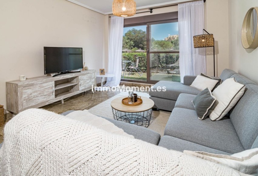 Wiederverkauf - Wohnung - Estepona  - Selwo