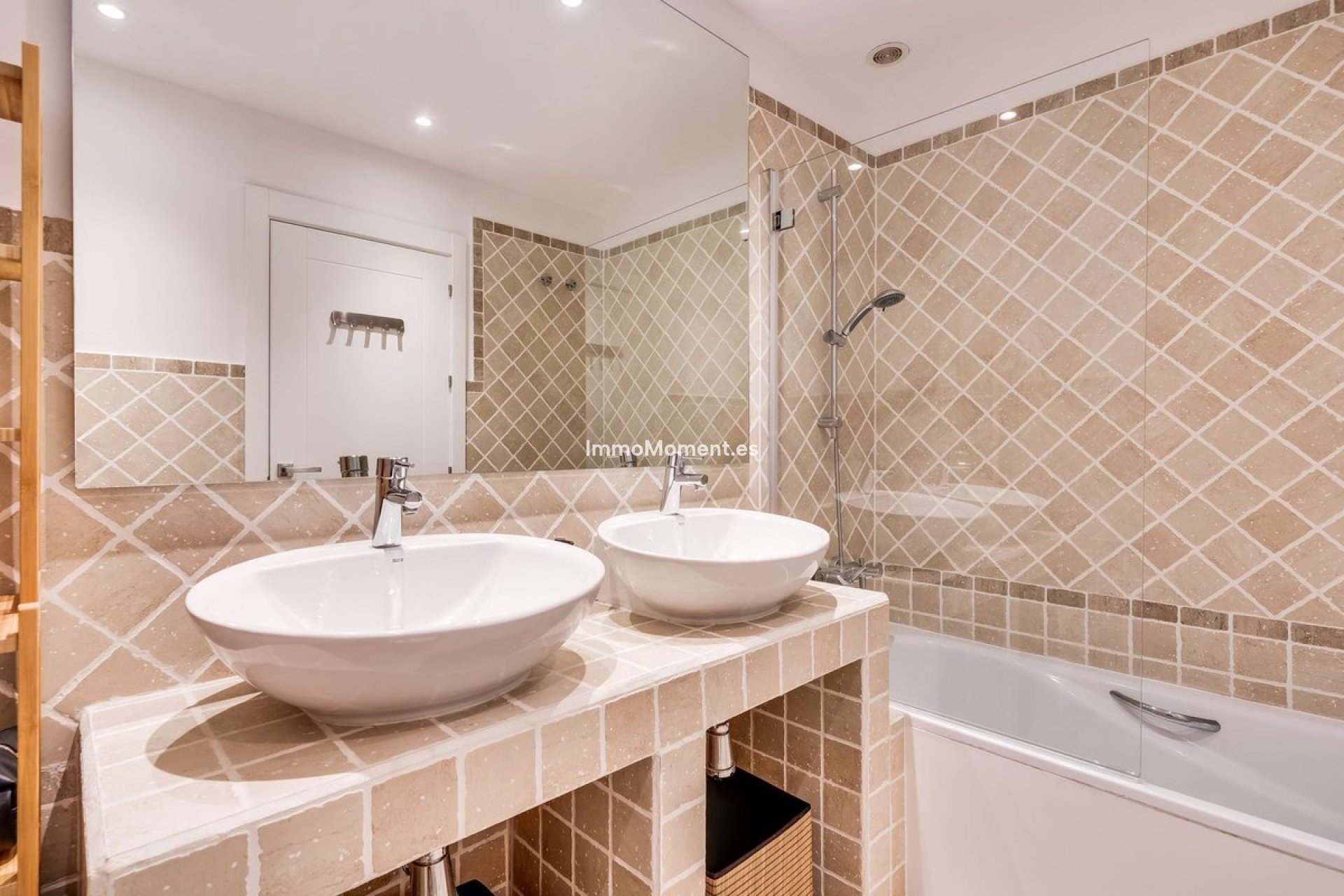 Wiederverkauf - Wohnung - Estepona  - Selwo