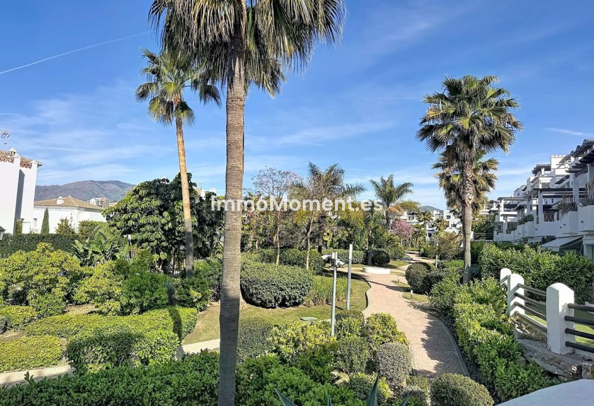 Wiederverkauf - Wohnung - Estepona  - Selwo