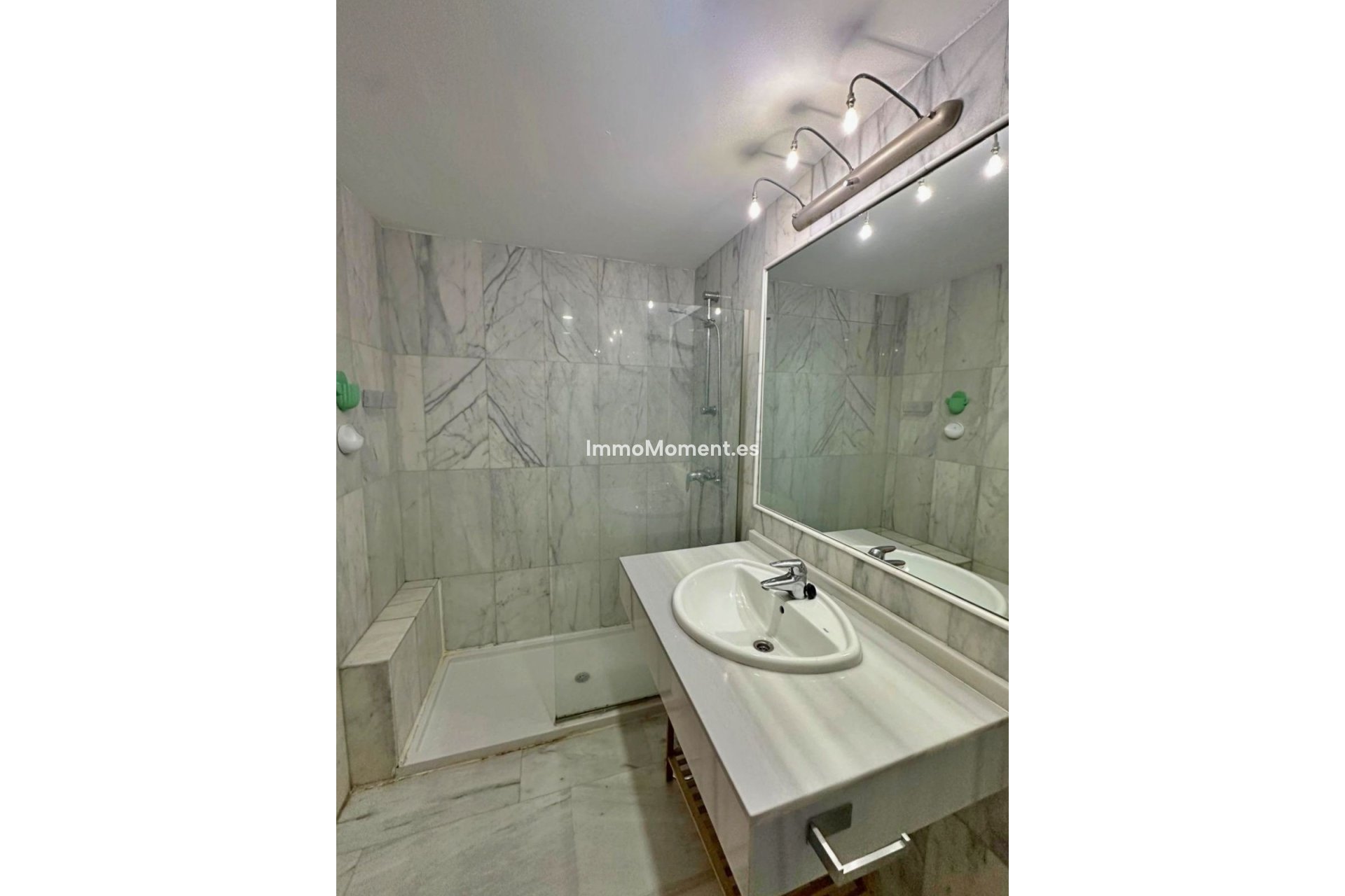Wiederverkauf - Wohnung - Estepona  - Selwo