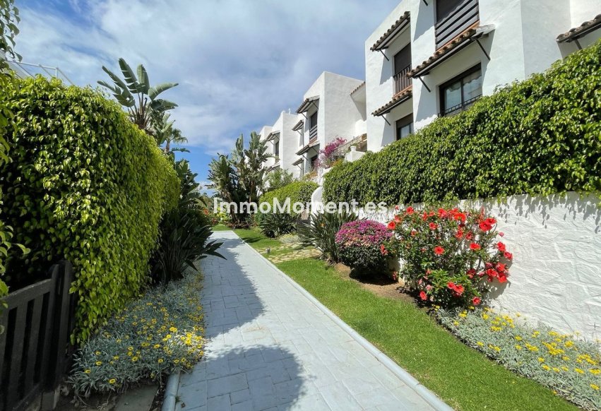Wiederverkauf - Wohnung - Estepona  - Selwo