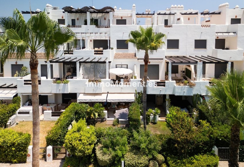 Wiederverkauf - Wohnung - Estepona  - Selwo
